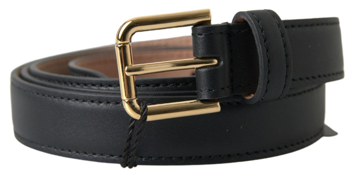 Elegant Italian leather belt with metal buckle