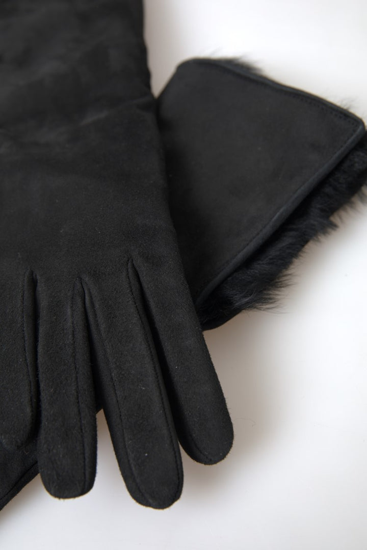 Elegant leather gloves with fur trim in elbow length