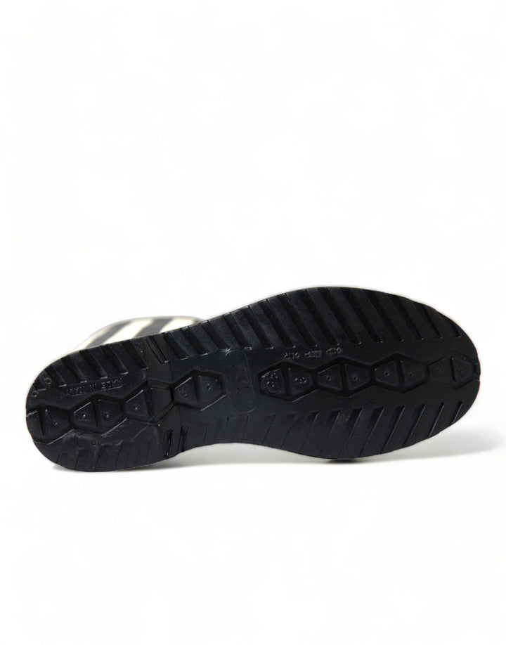 Schwarze kniehohe flache Gummistiefel Schuhe