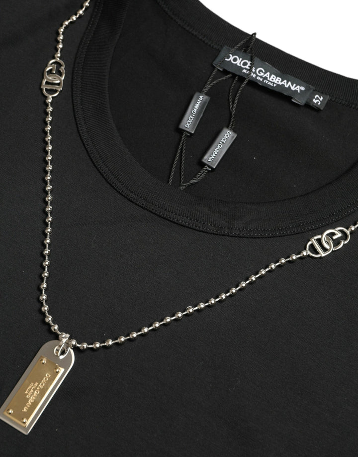 Simple cotton T-shirt with round neck and chain detail