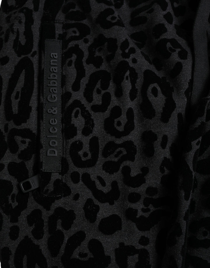 Elegant leopard joggers for men
