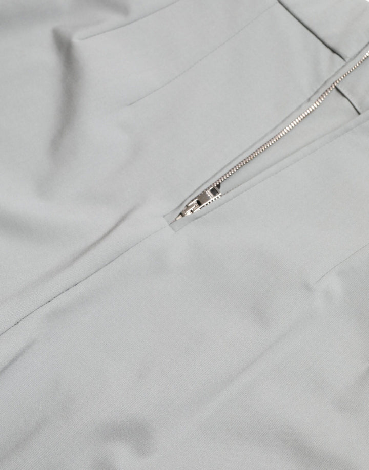 Elegant high-waisted leggings in grey