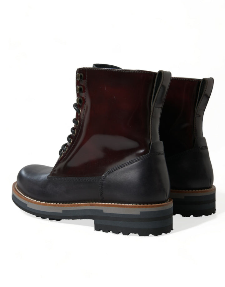 Elegant two-tone leather boots