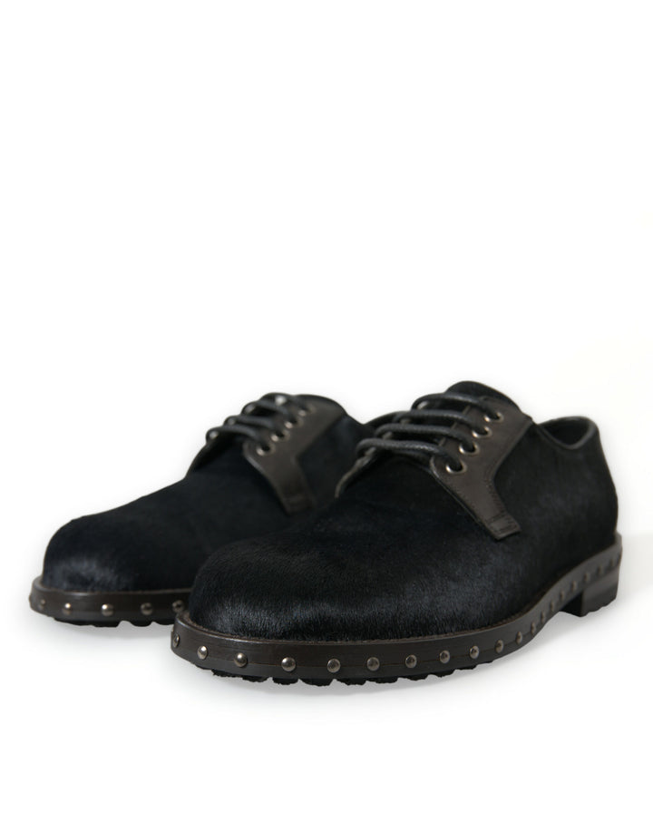 Elegant Derby shoes made of black calfskin