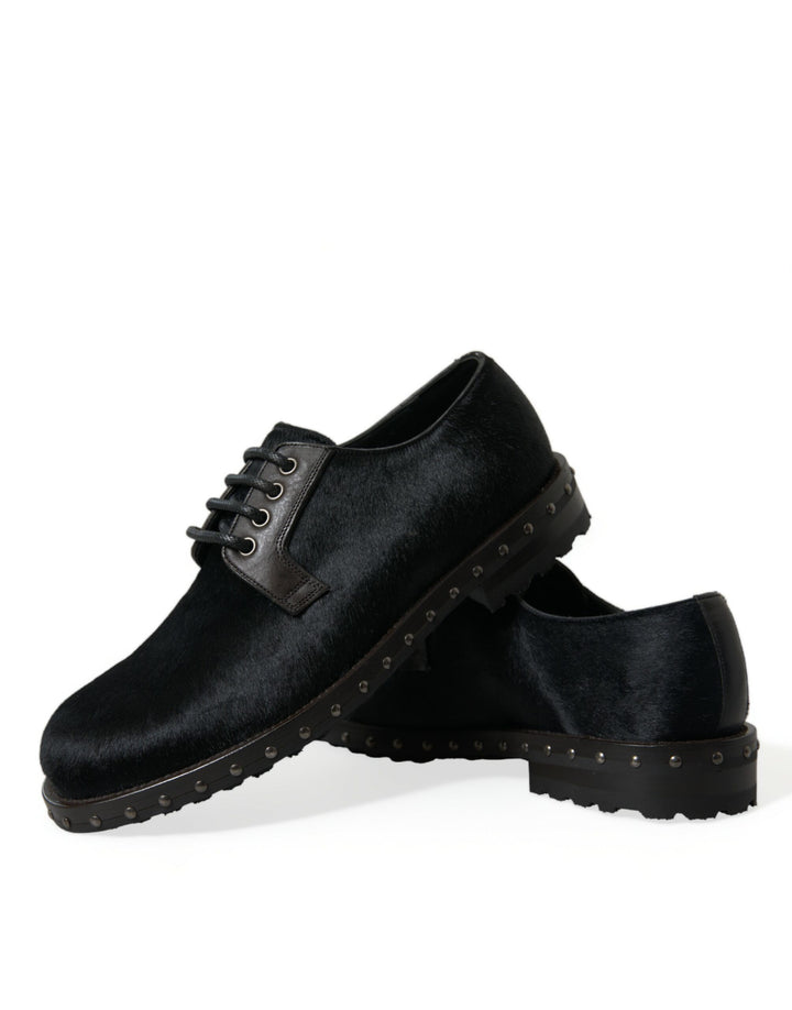 Elegant Derby shoes made of black calfskin