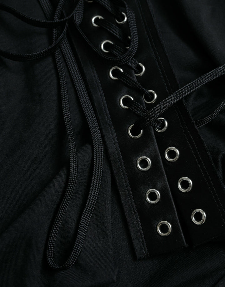 Elegant black tank top with round neck