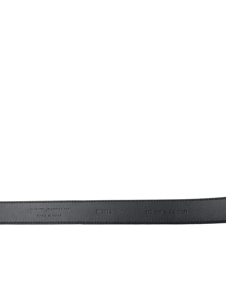 Elegant calfskin belt made of suede