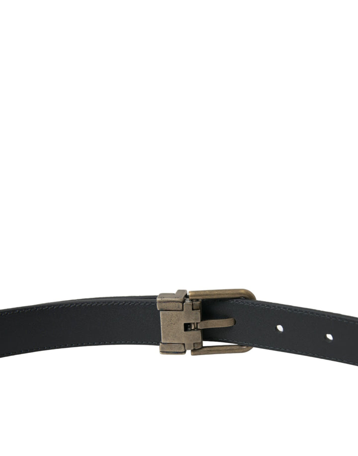 Elegant calfskin belt made of suede