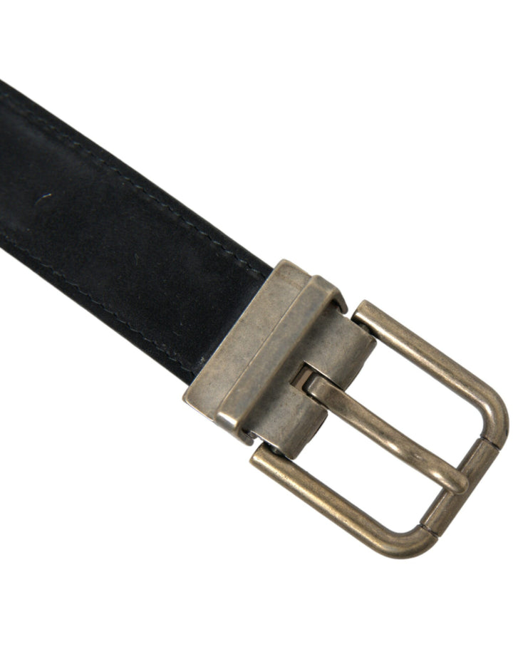 Elegant calfskin belt made of suede