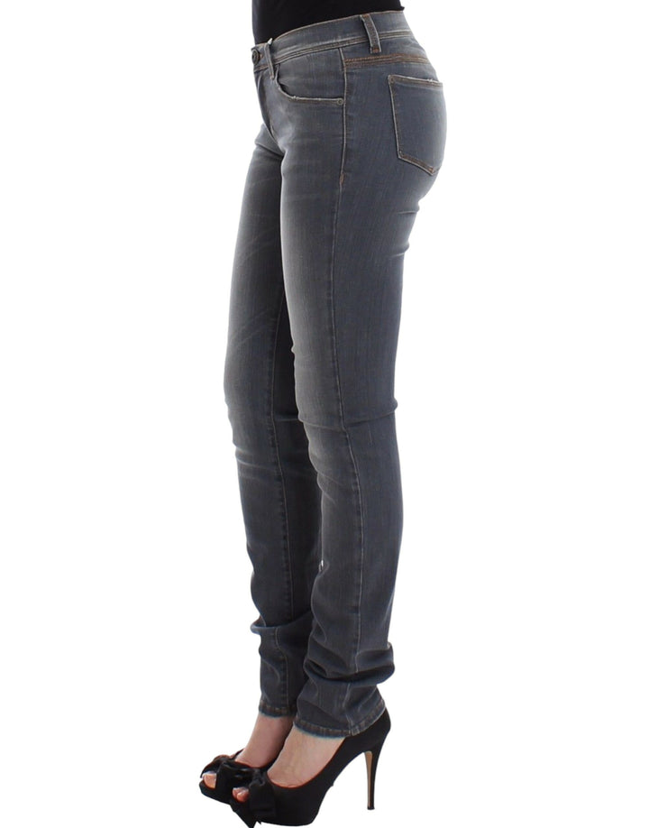 Chic grey slim-fit skinny jeans
