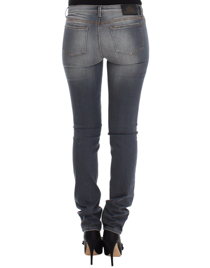 Chic grey slim-fit skinny jeans