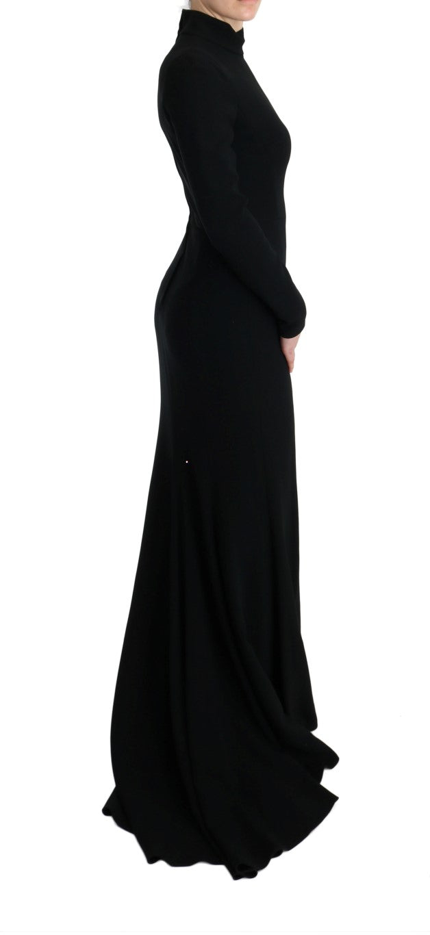 Elegant, floor-length sheath dress in black