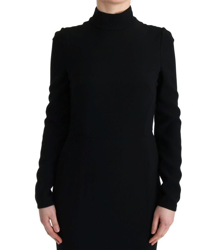Elegant, floor-length sheath dress in black