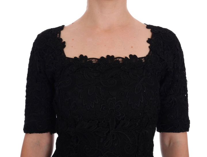 Elegant black knee-length sheath dress