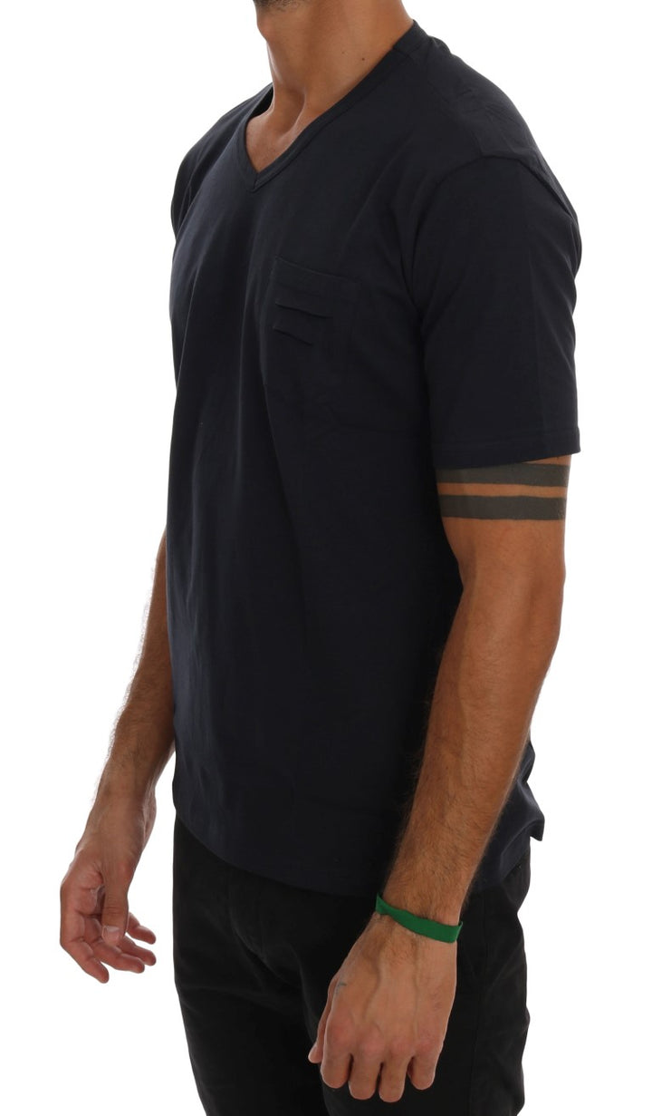 Blaues T-Shirt mit V-Ausschnitt aus Baumwolle