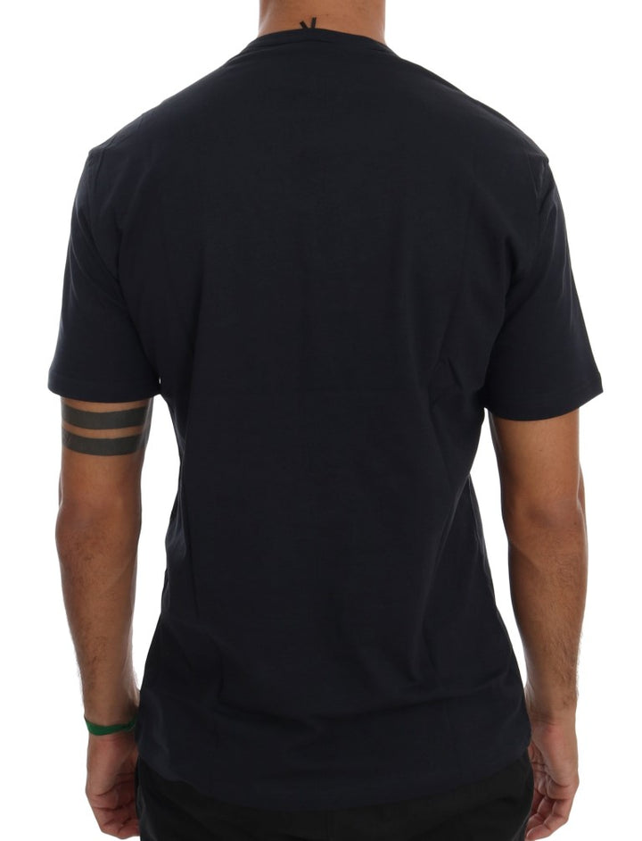 Blaues T-Shirt mit V-Ausschnitt aus Baumwolle
