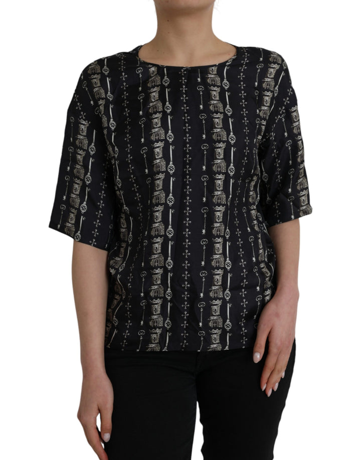 Schwarzes Seidenblusen-T-Shirt mit Schlüsselanhänger