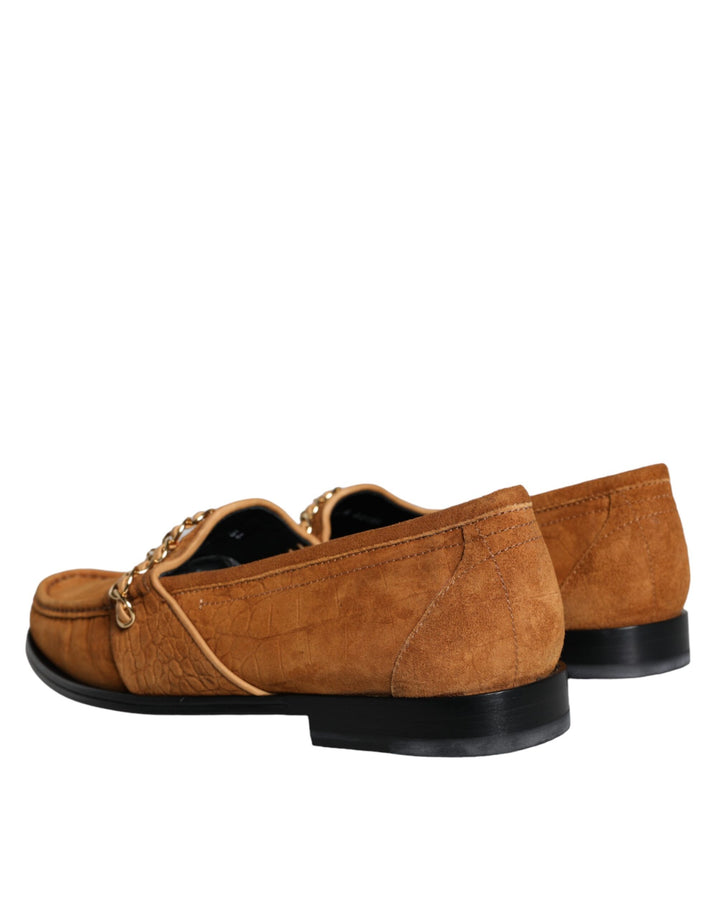 Braune Samtleder Logo Mokassin Slip On Schuhe