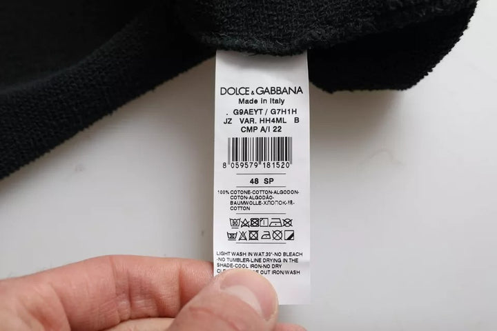 Black cotton T-shirt with hood and short sleeves