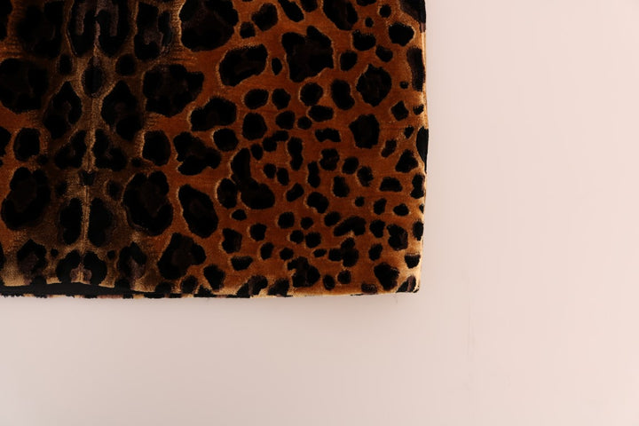 Braunes Seidenmantelkleid mit Leopardenmuster