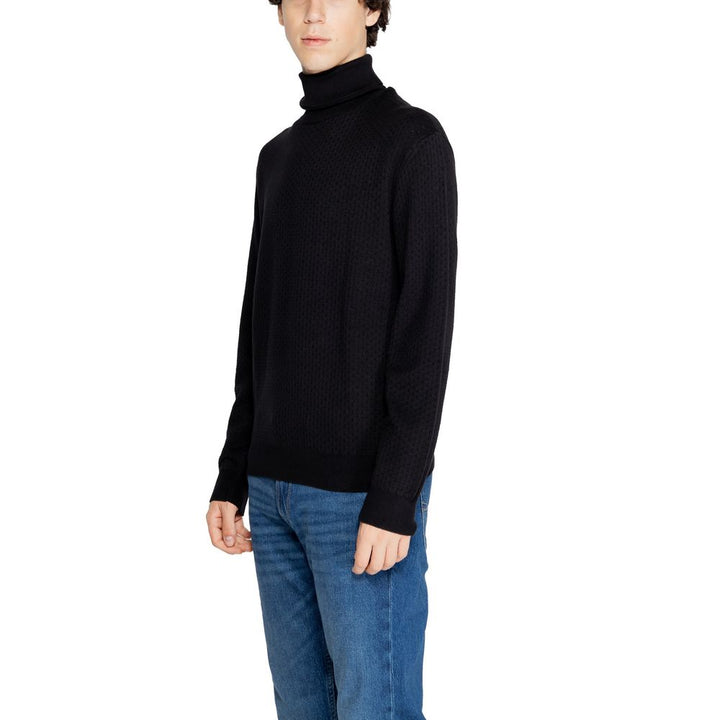 Schwarzer Baumwoll-Rollkragenpullover