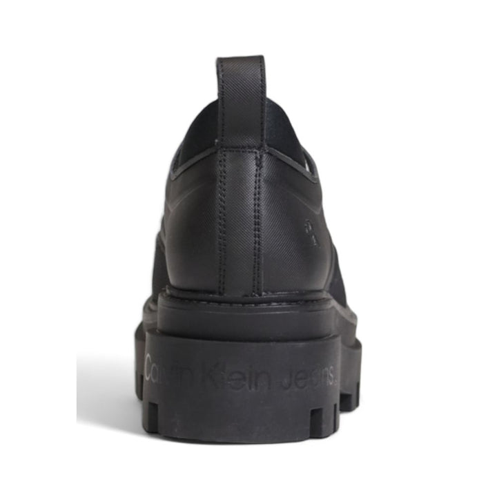 Schwarze Polyethylen-Plateau-Pumps