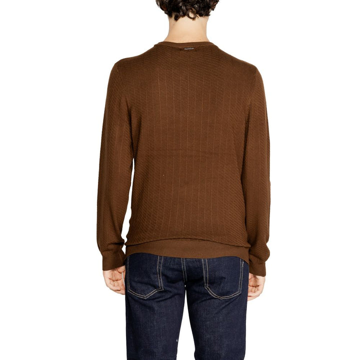 Brauner Viskose-Pullover
