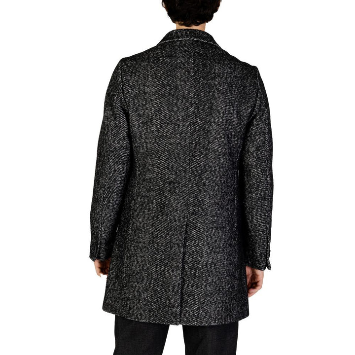 Schwarzer Polyester-Mantel