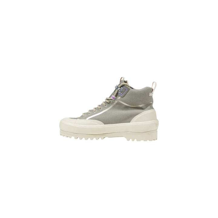 Sneaker aus grünem Stoff