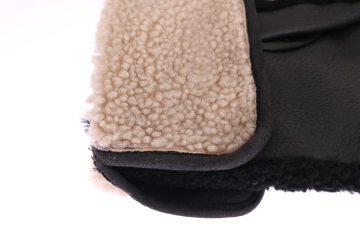 Schwarze Leder-Shearling-Handschuhe mit Nieten