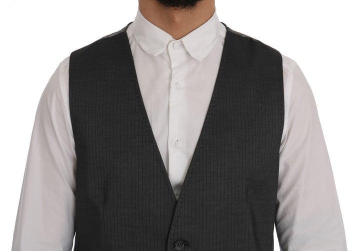 Simple grey single-breasted vest