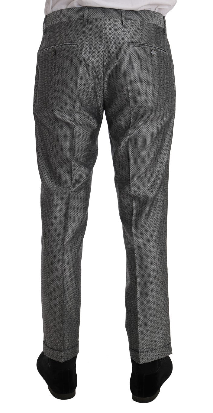 Elegant black double-breasted suit