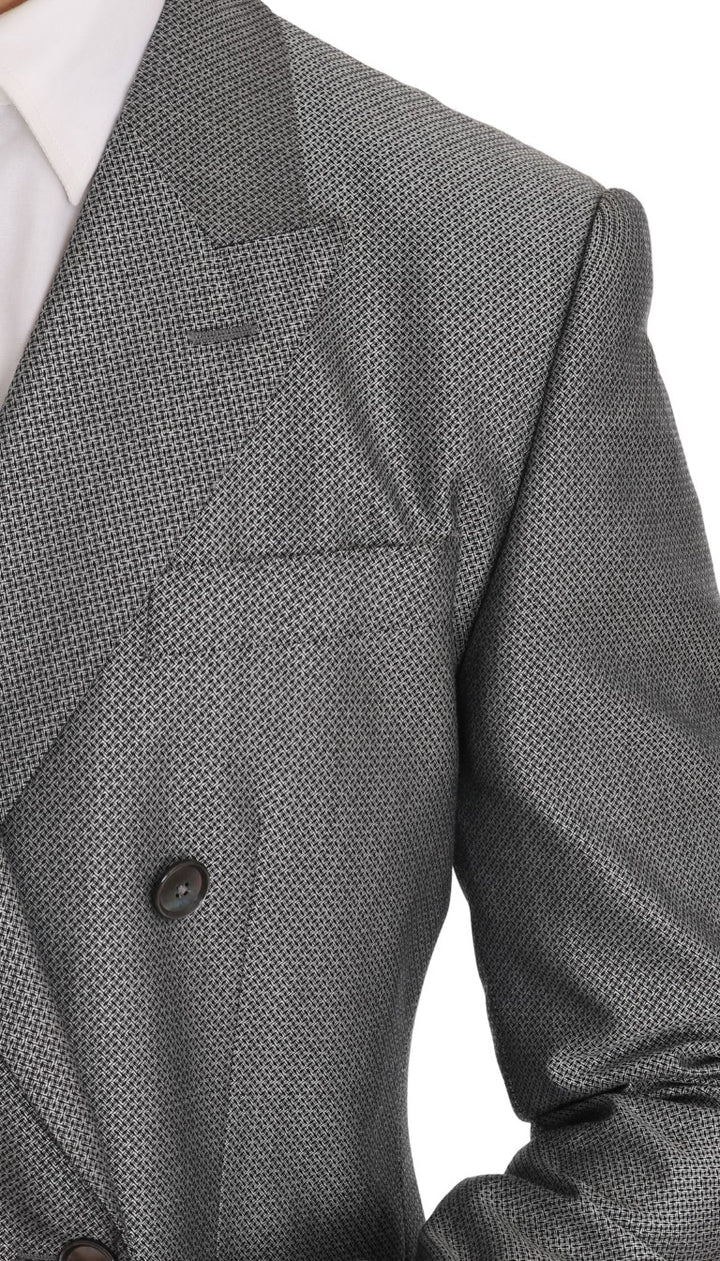 Elegant black double-breasted suit