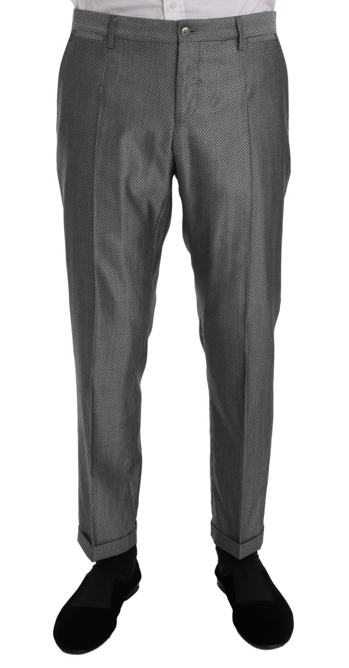 Elegant black double-breasted suit
