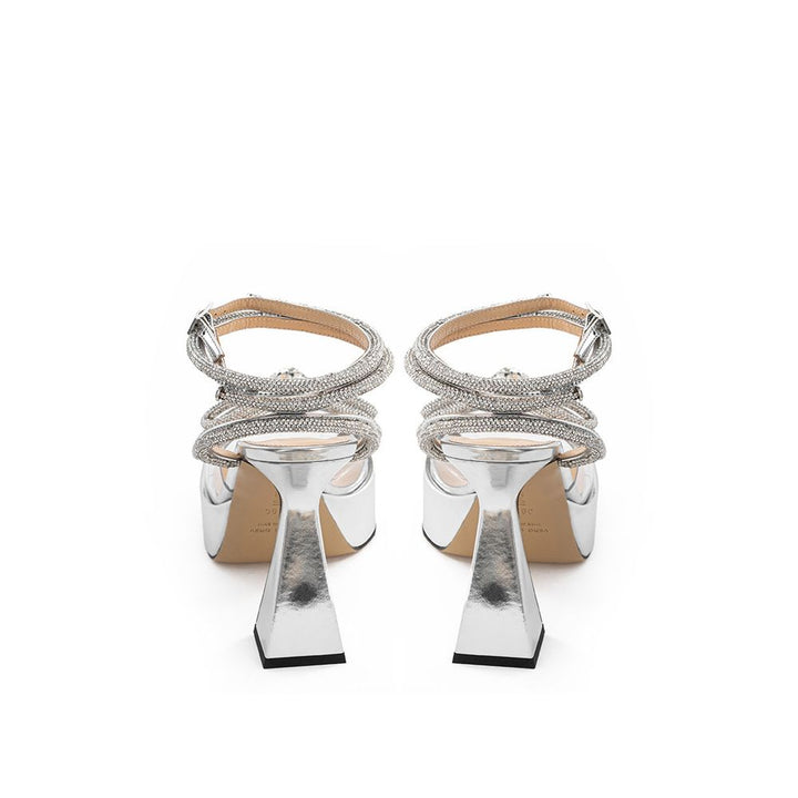 Elegante silberne Leder-Plateaus