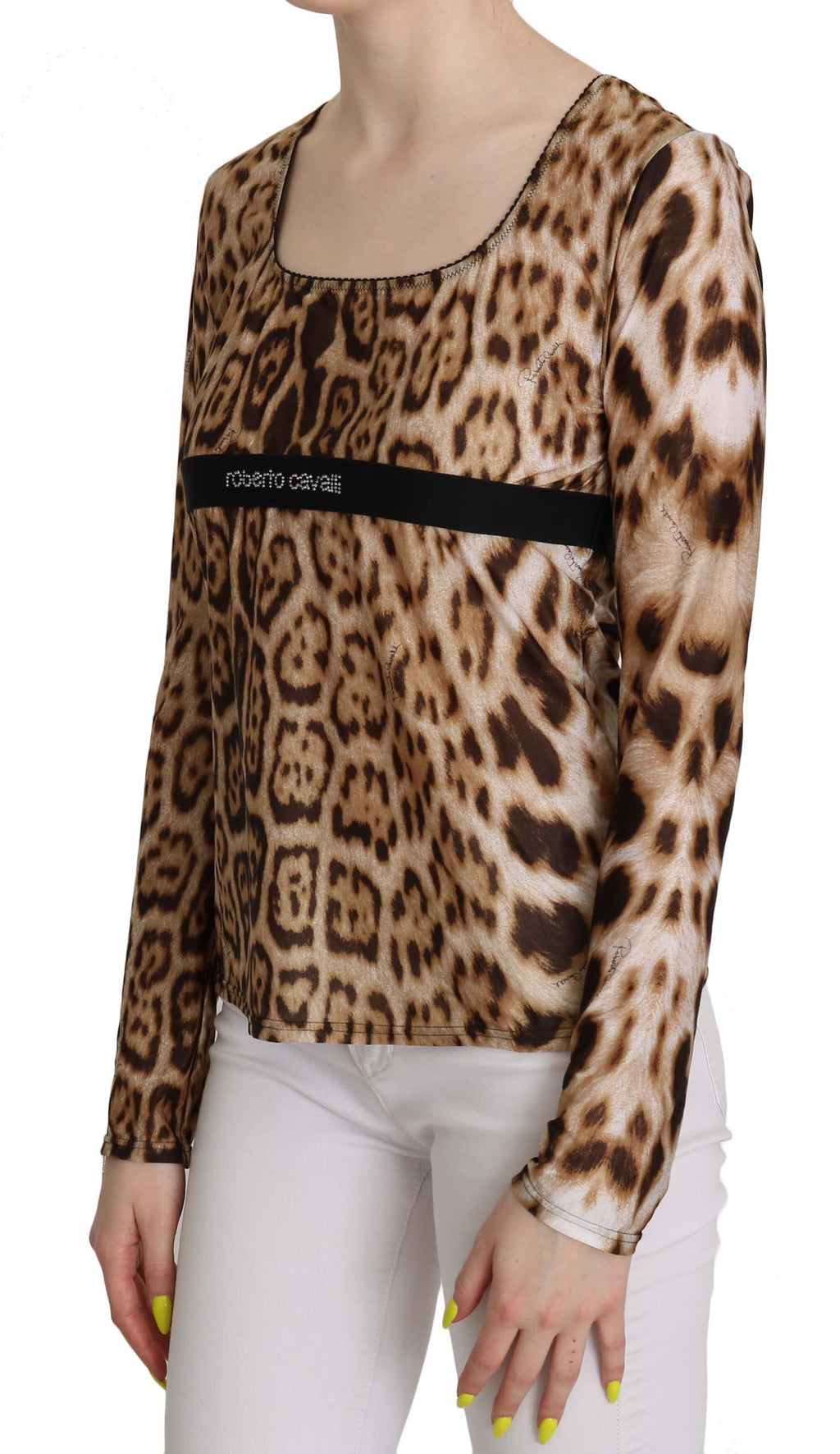 Elegant leopard top with long sleeves