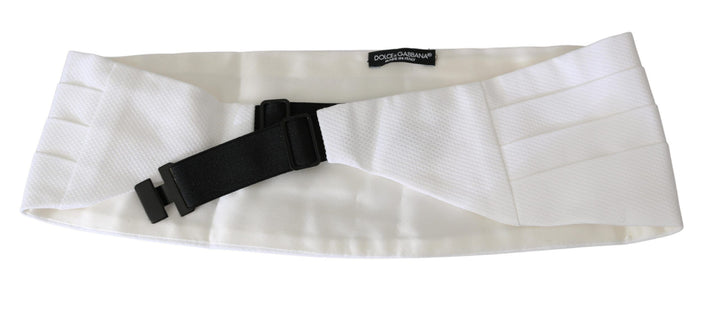 Elegant cummerbund made of white silk