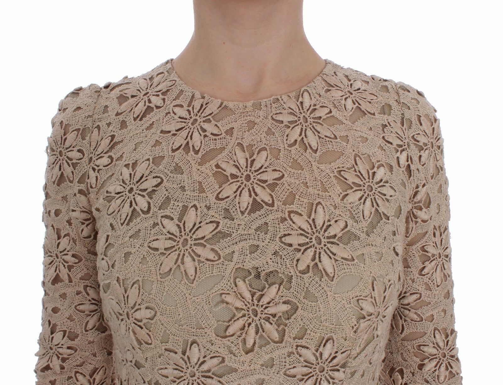 Beige long-sleeved maxi dress with floral lace