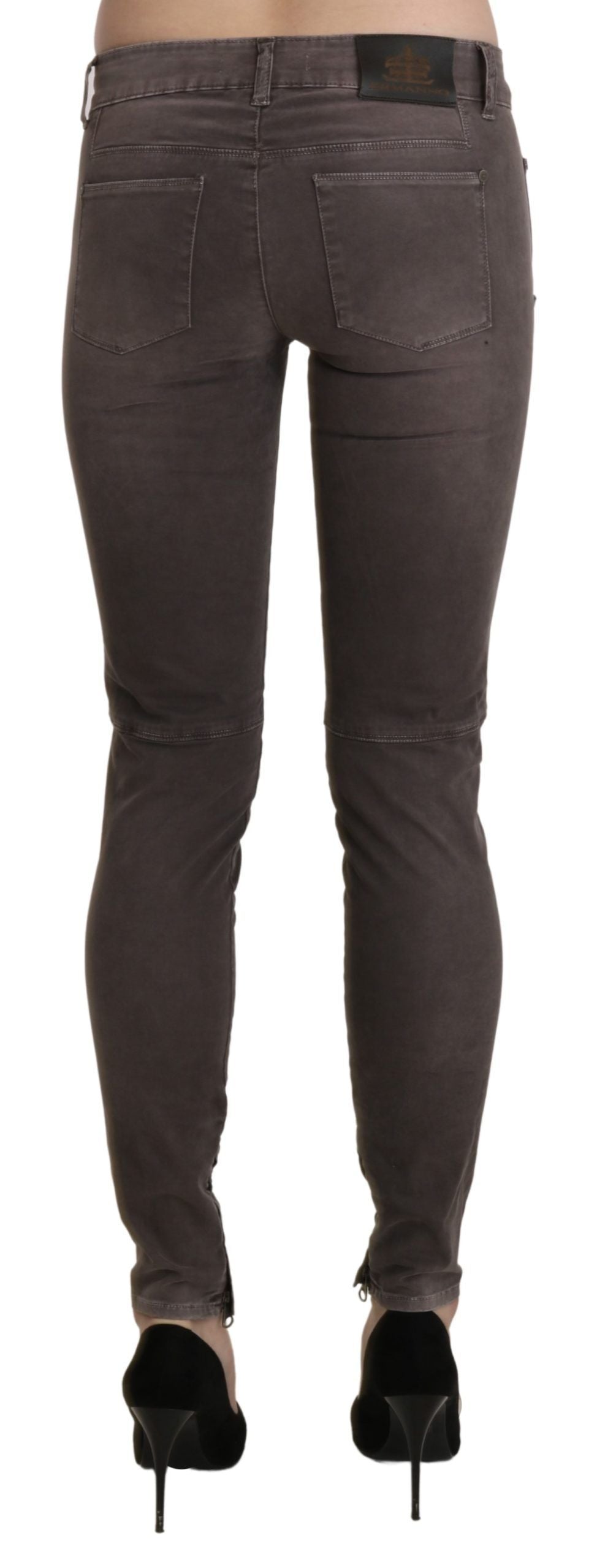 Chic brown skinny pants with low waist