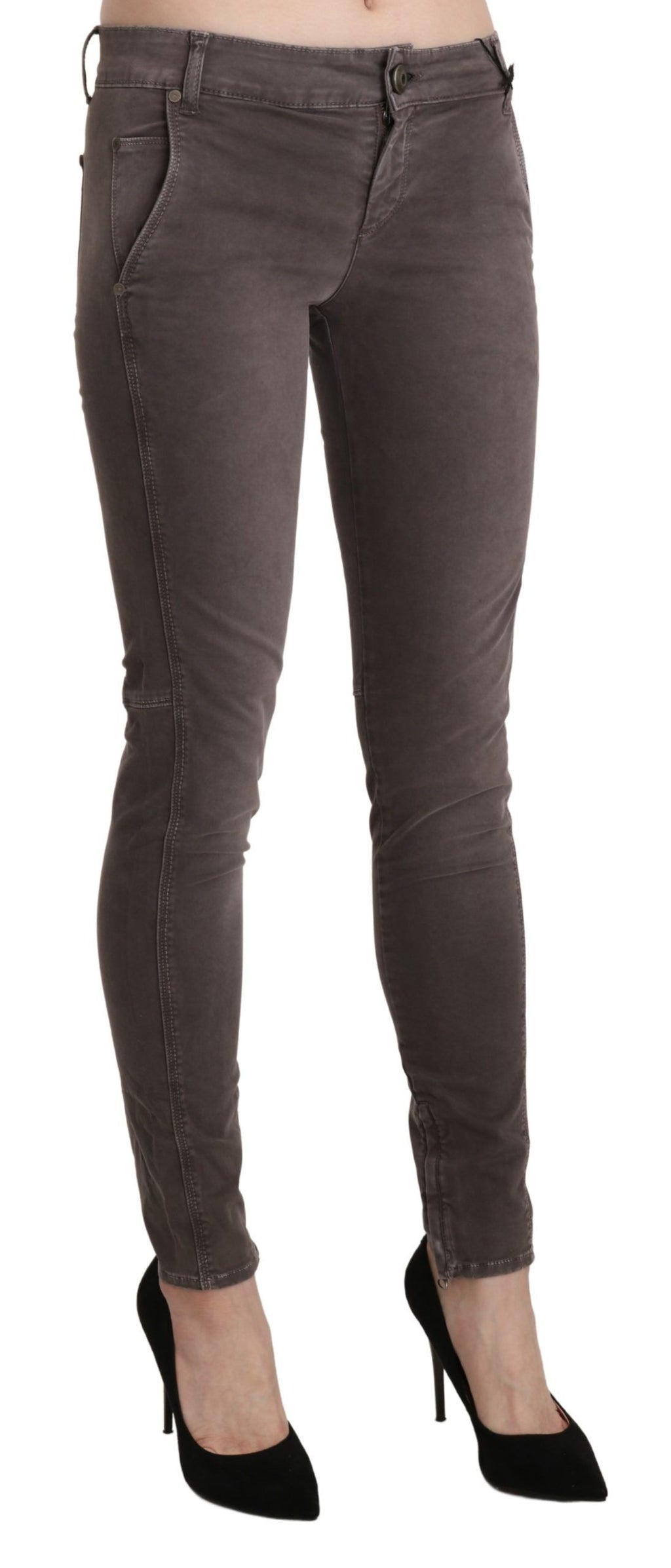 Chic brown skinny pants with low waist