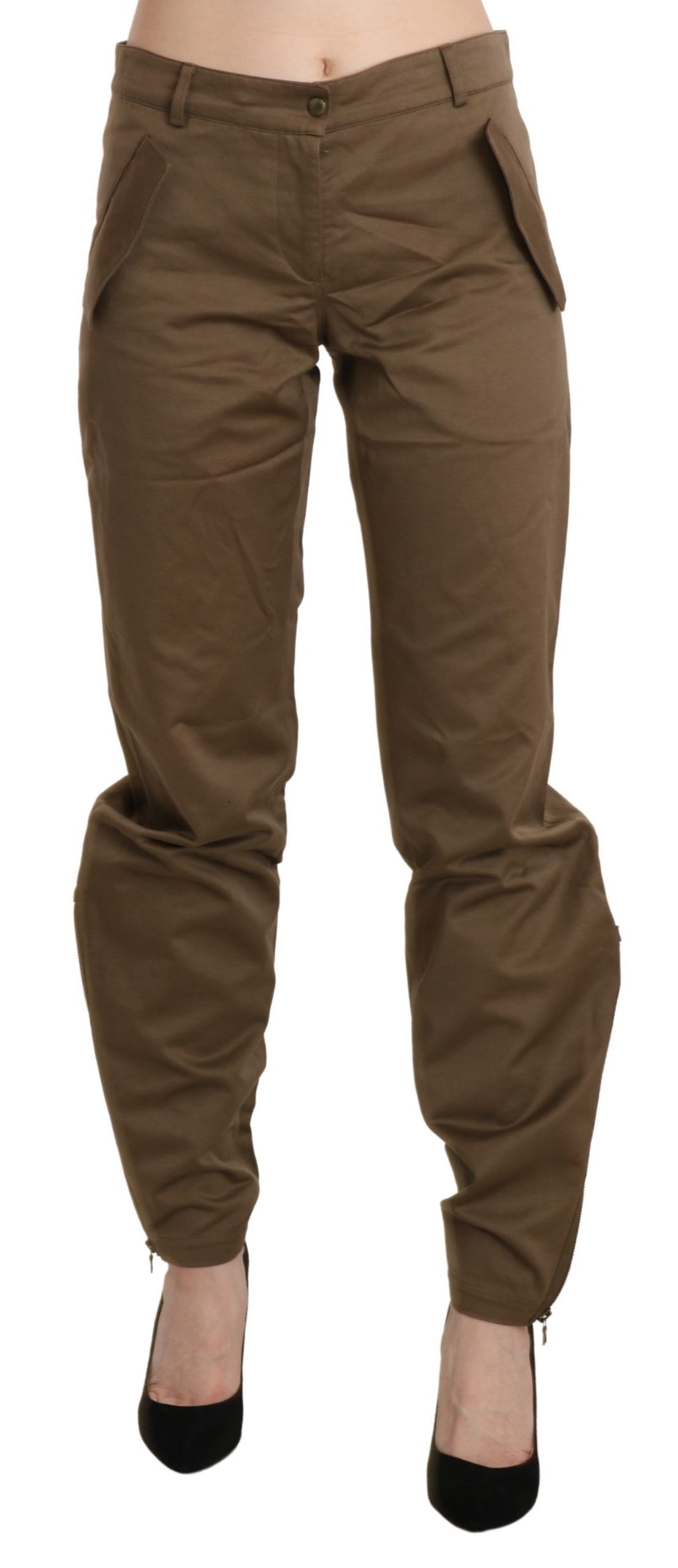 Chic brown straight trousers with a medium waist