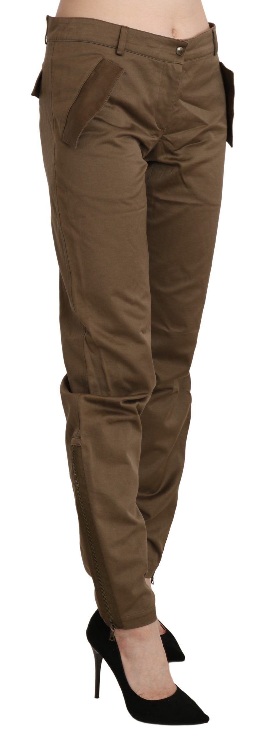 Chic brown straight trousers with a medium waist