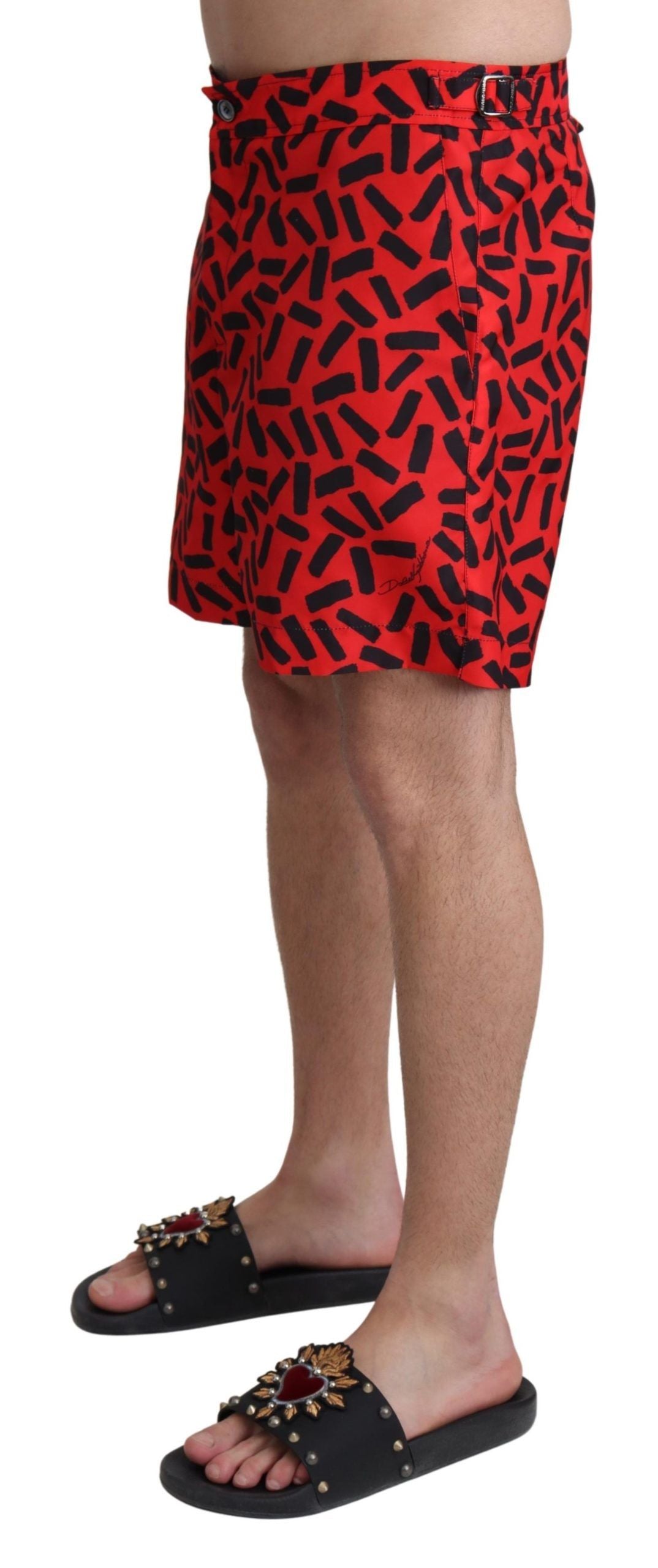Chic red swim shorts boxer shorts