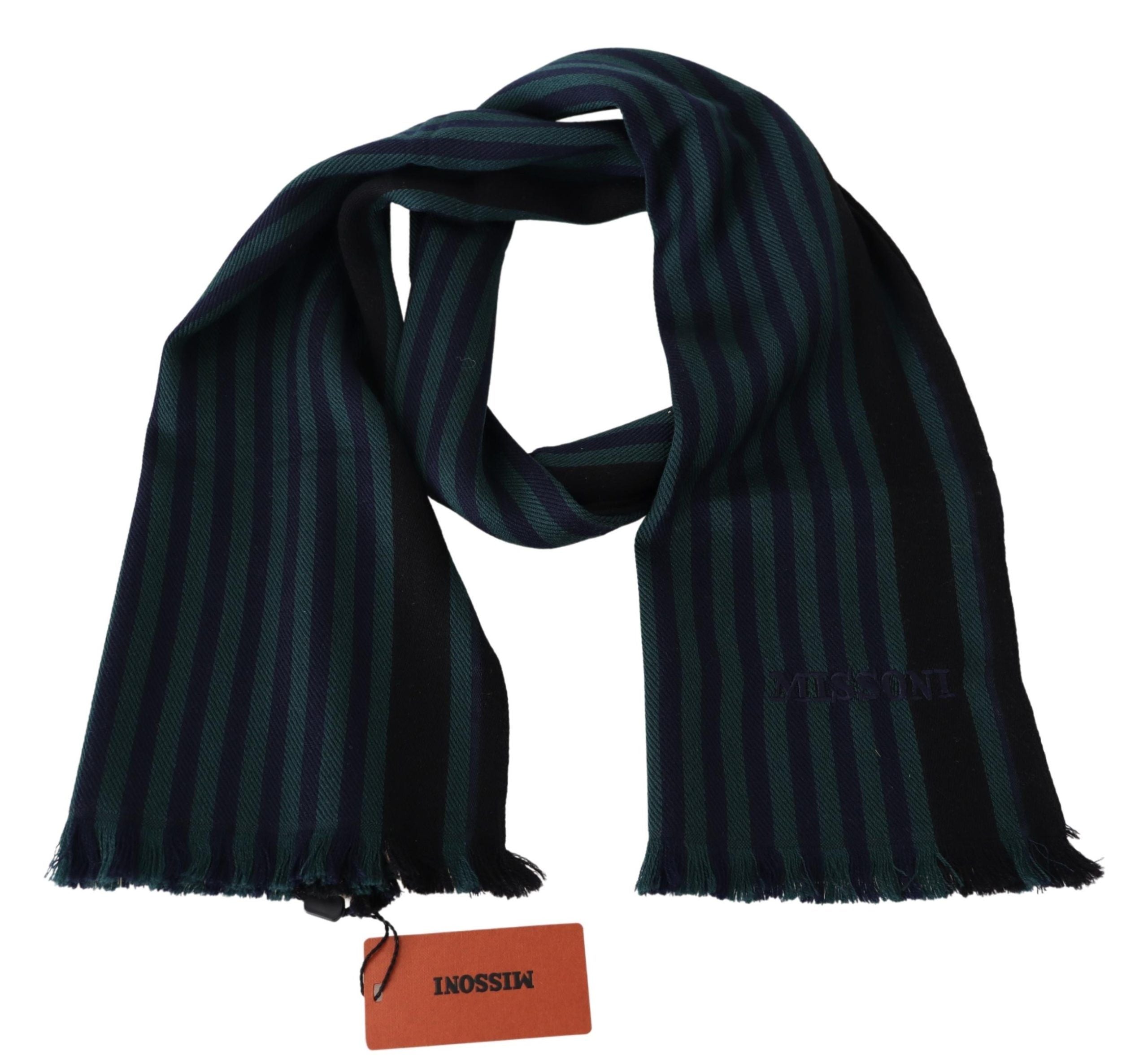 Elegant multicolor wool scarf with fringes