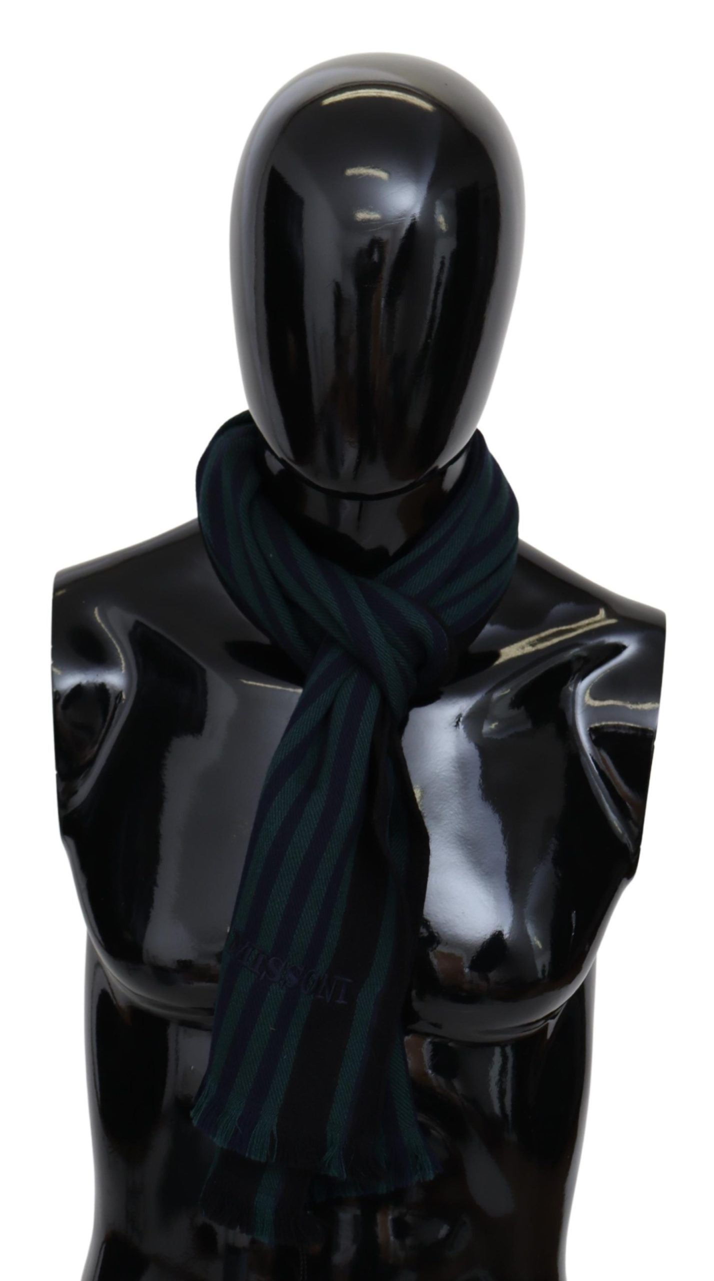 Elegant multicolor wool scarf with fringes