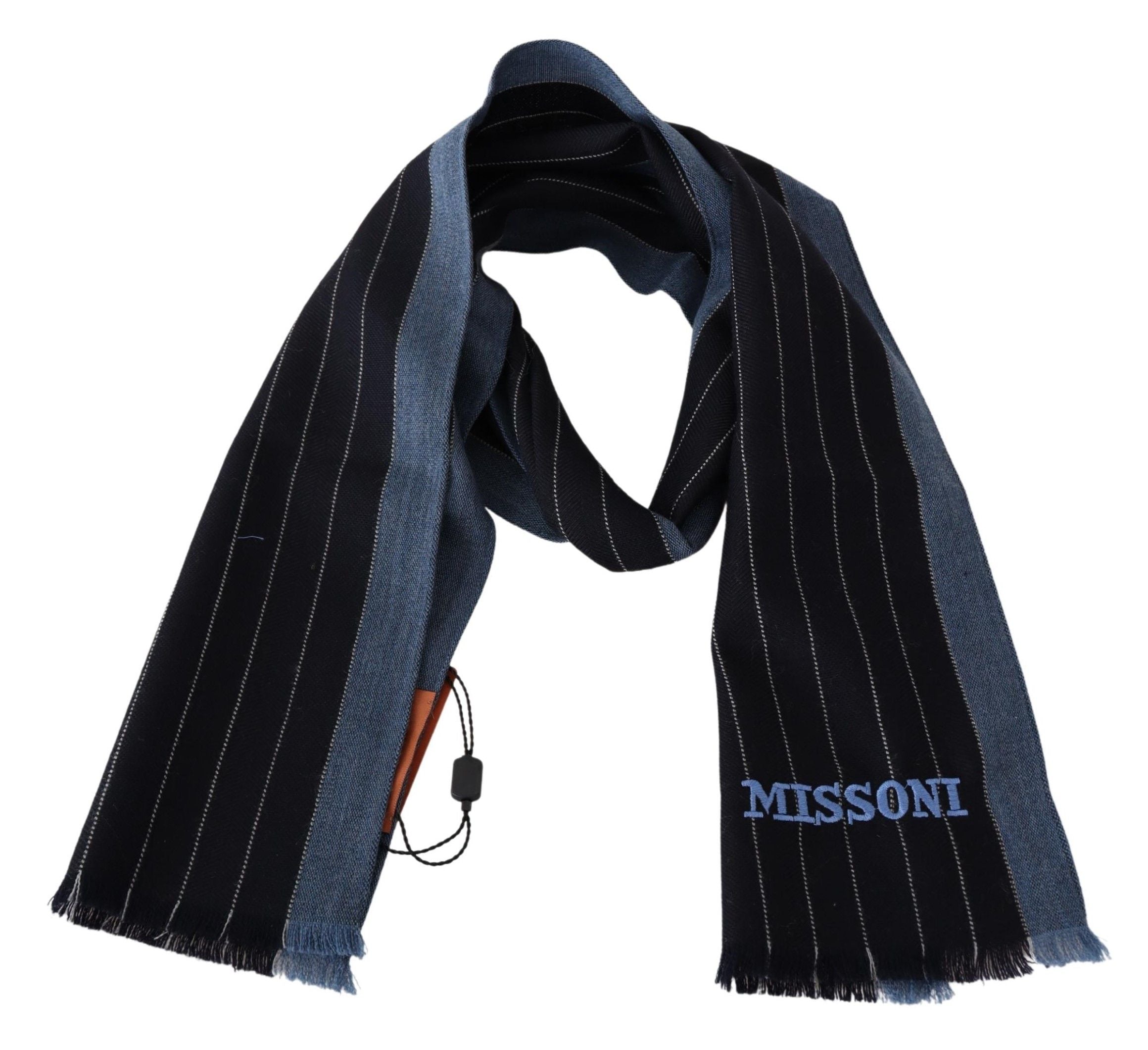 Chic striped unisex scarf made of wool and silk
