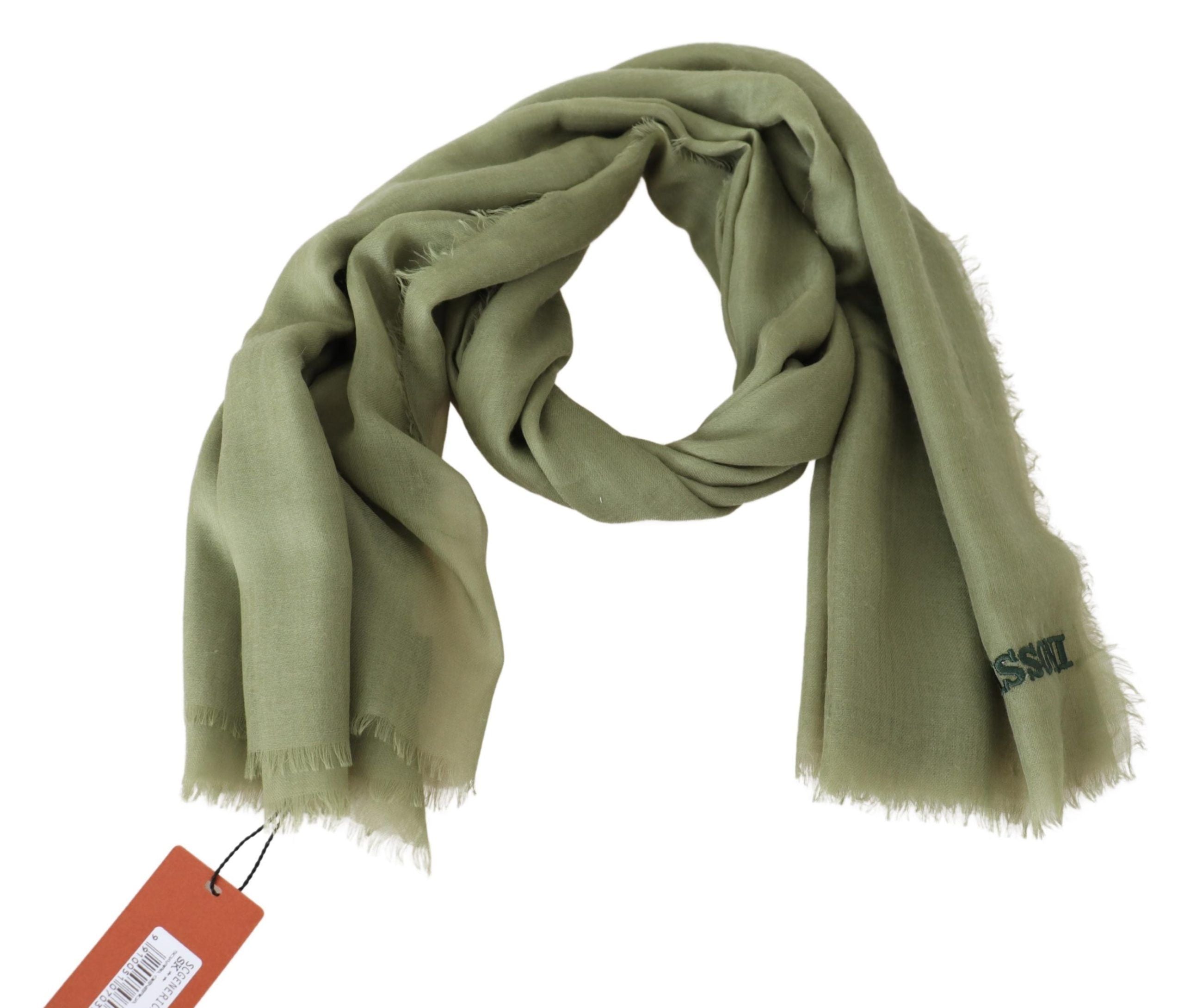 Elegant cashmere fringe scarf