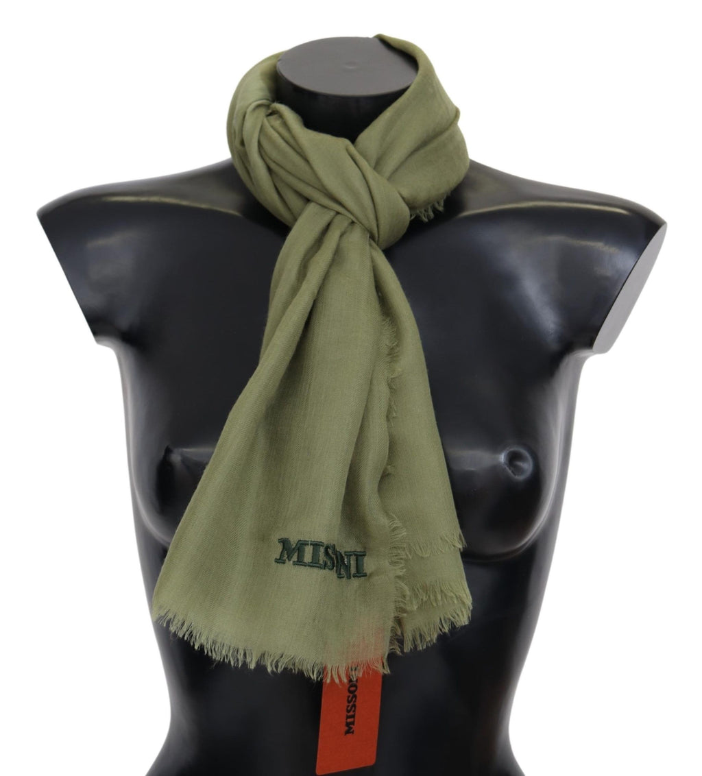 Elegant cashmere fringe scarf