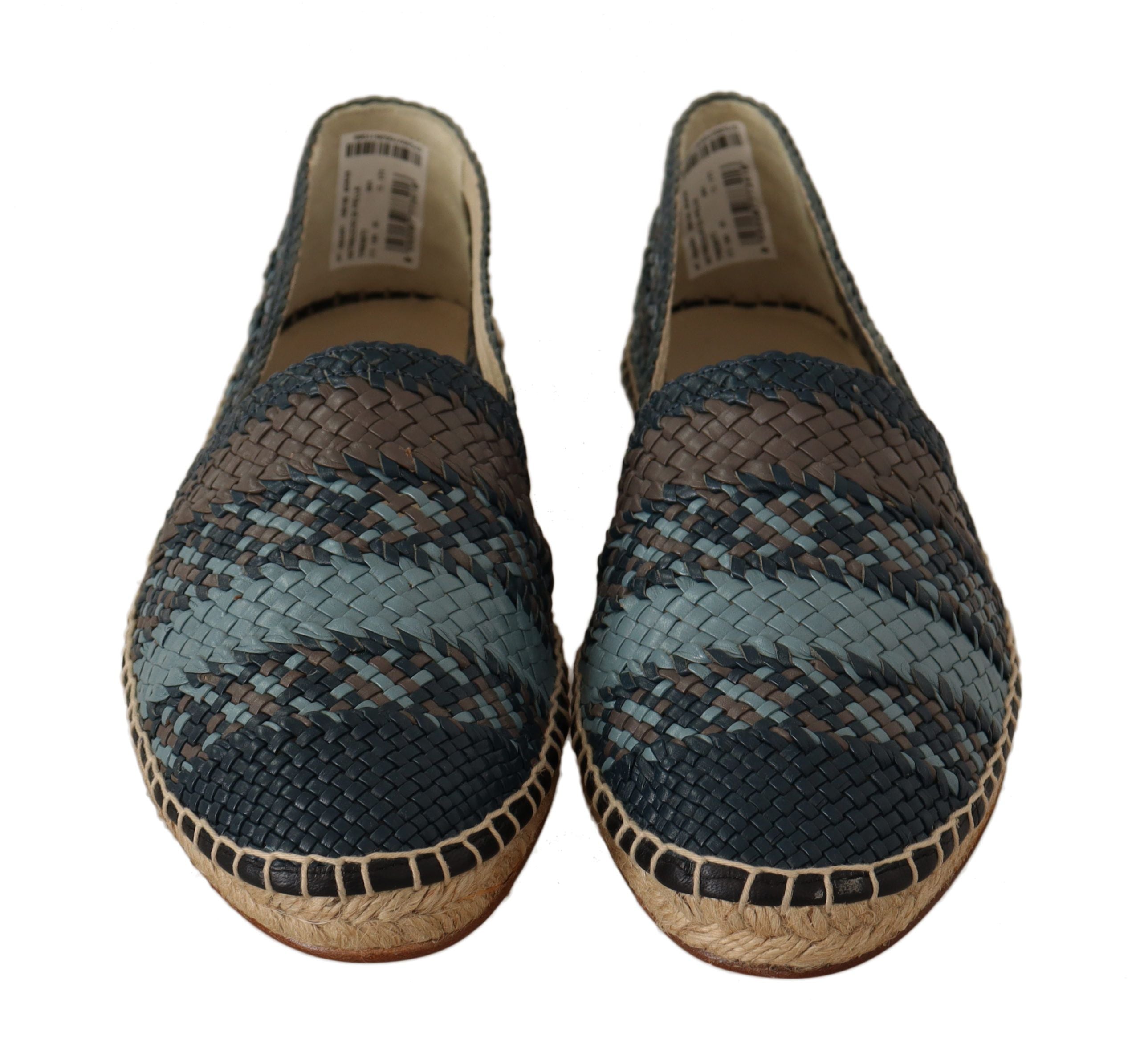 Elegant espadrilles made of woven leather
