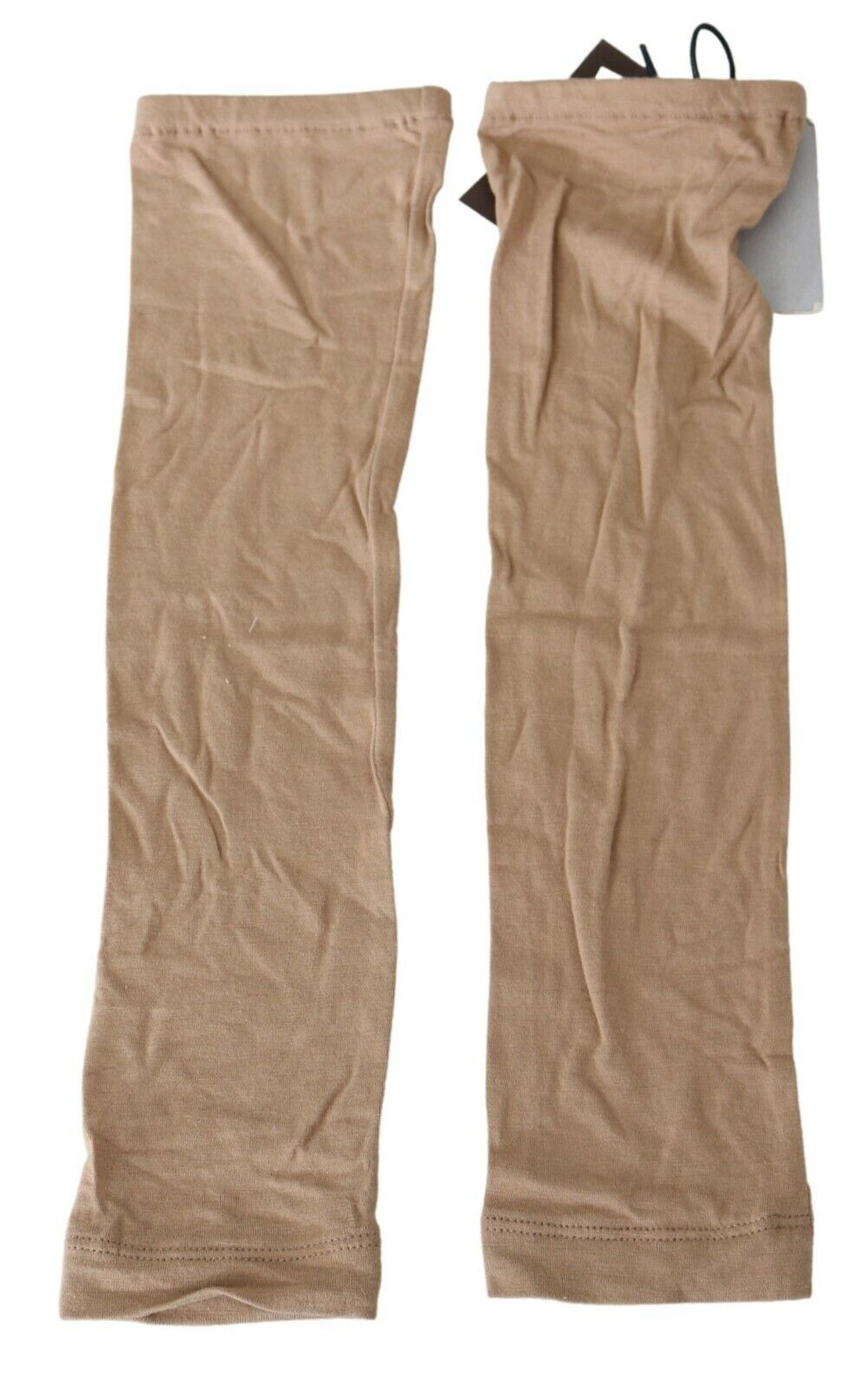 Beige knitted arm warmers